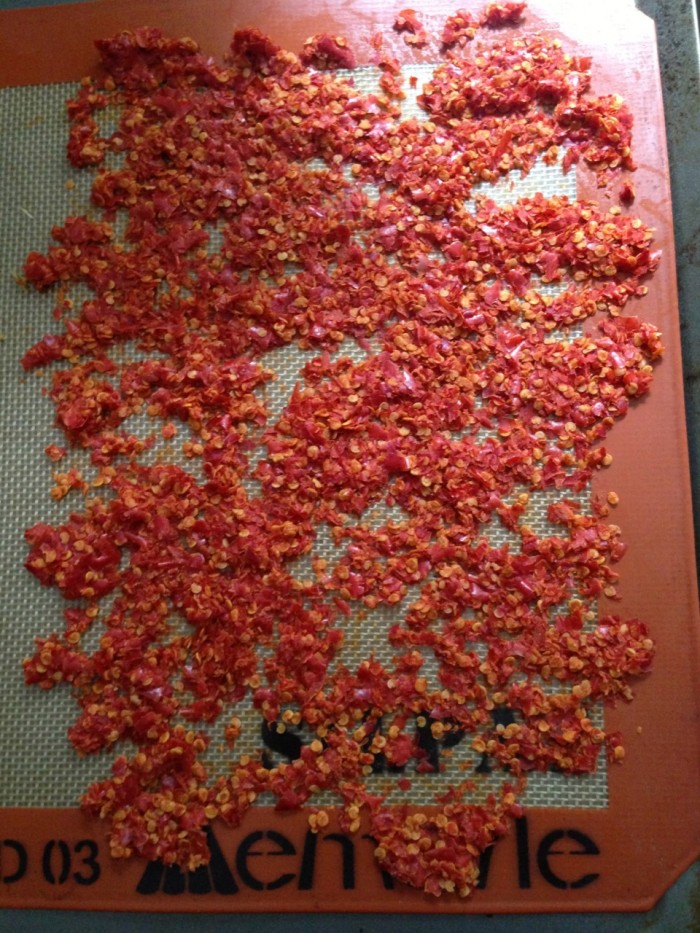 Pre-flaking, oven-dried pepper pieces