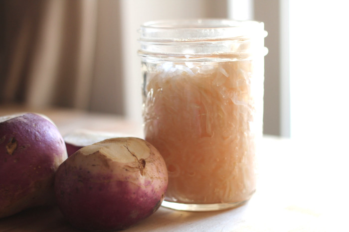 jar of sauerruben fermented probiotic turnips from Phickle.